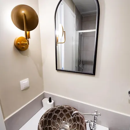 Apartment Onar *